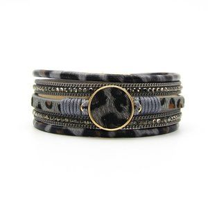 U1BFB4054 Multi-Strand Animal Print Bracelet